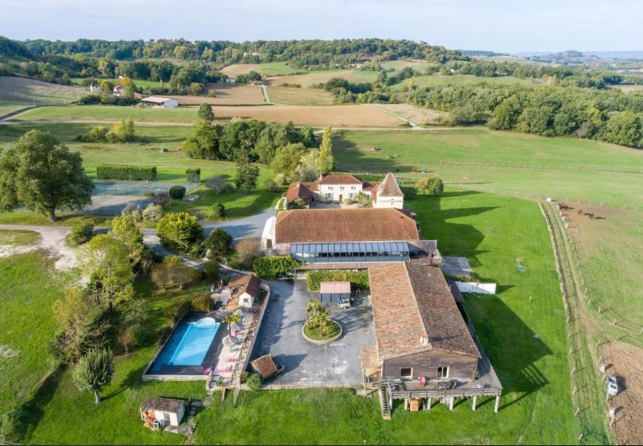 Domaine De Villot Sainte-Colombe-de-Villeneuve Exterior foto